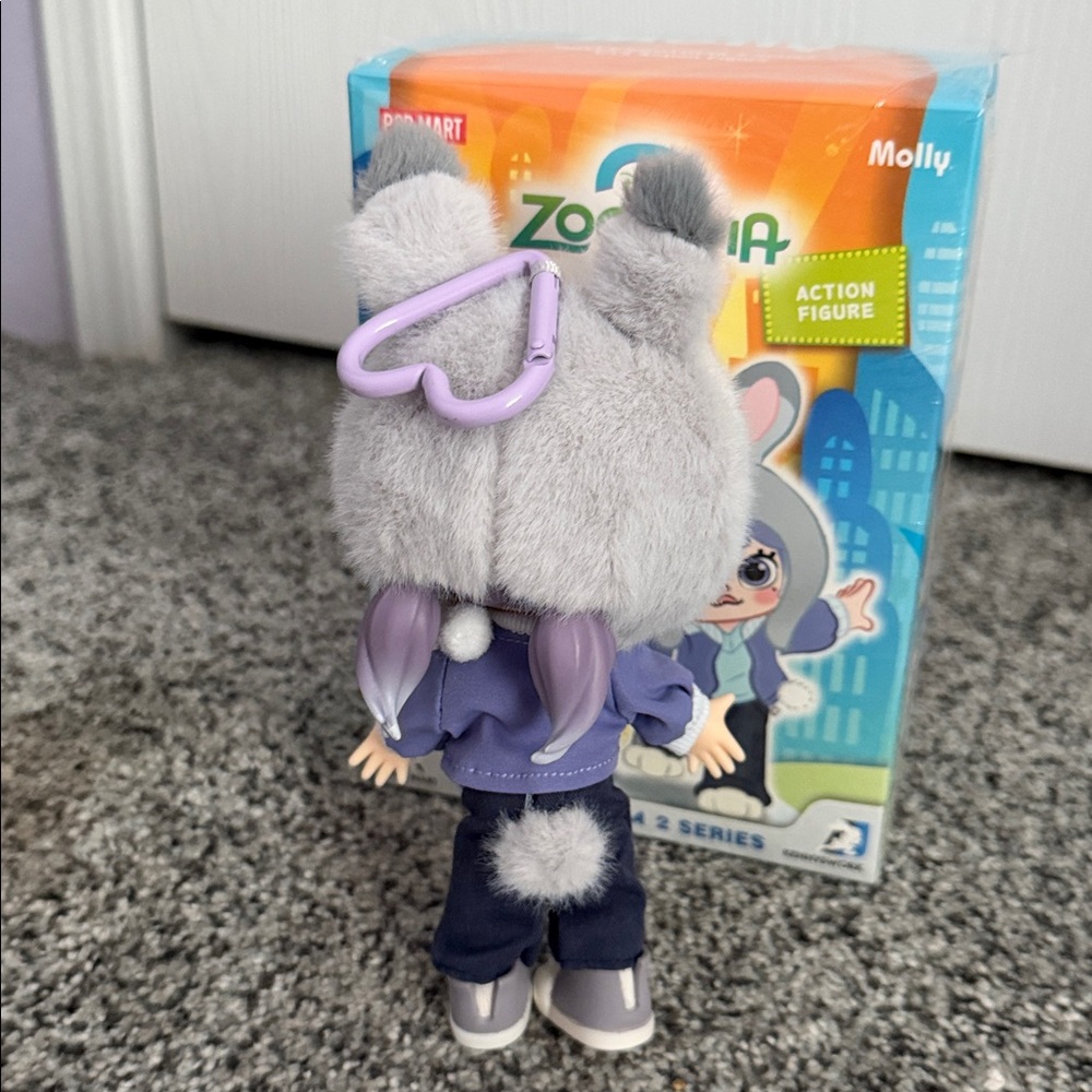 Disney Pop MART Zootopia 2 Molly Doll with Gray Bunny Hat - Picture 5 of 7